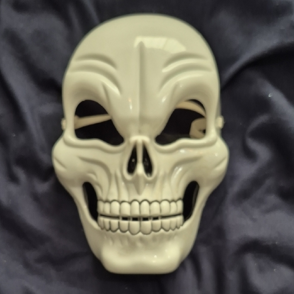 Cream Skull Mask